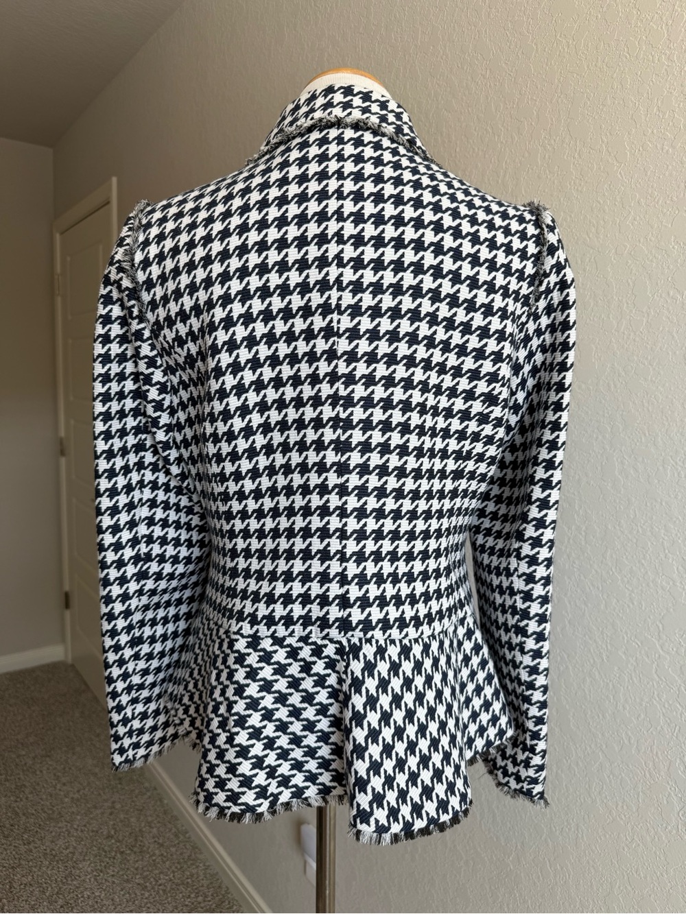 Etcetera Houndstooth Peplum Blazer - Picture 4 of 12